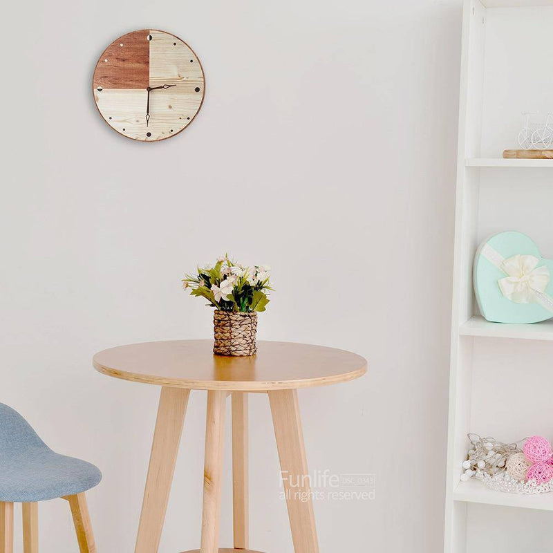 Horloge murale scandinave en bois marrons 28cm Hours