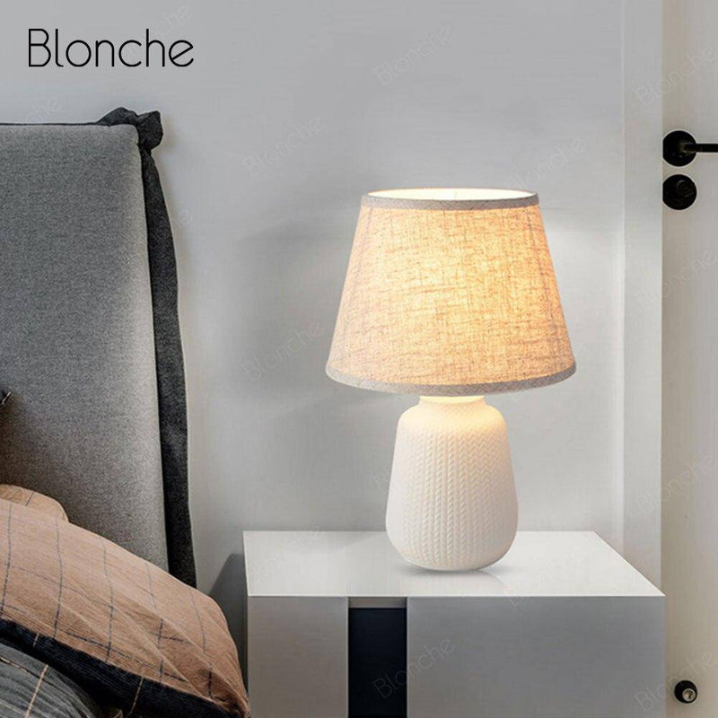 Lampe à poser moderne LED avec socle céramique coloré et abat-jour tissu