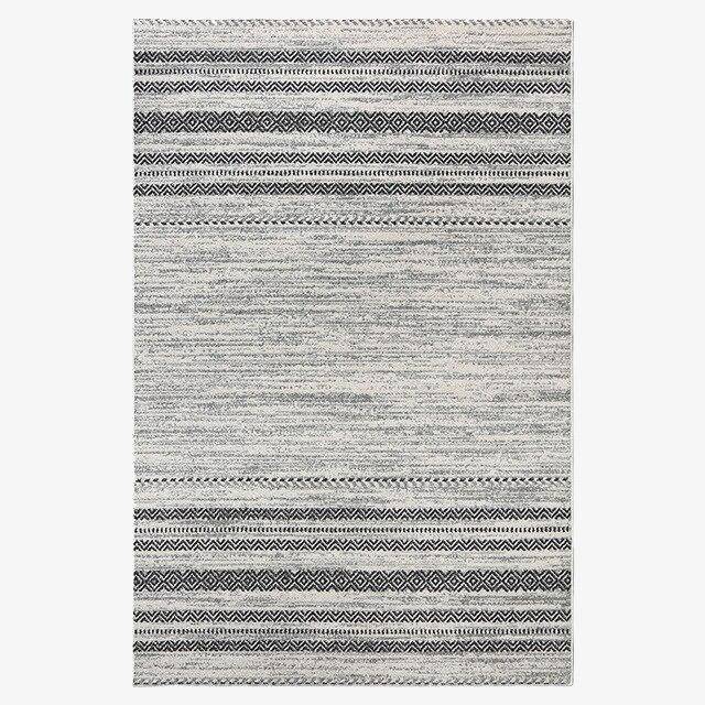 Tapis rectangle aux motifs style berbère