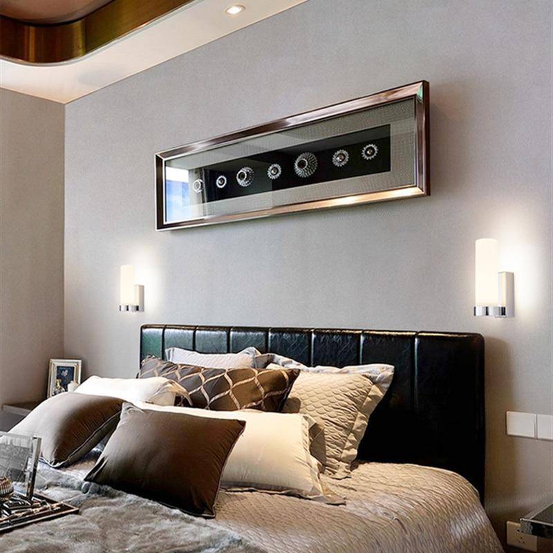 Applique murale design LED en métal avec verre cylindrique