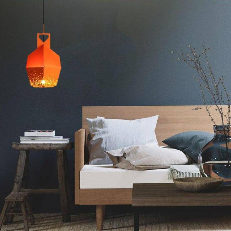 Suspension design LED avec métal coloré et à motifs style Hang