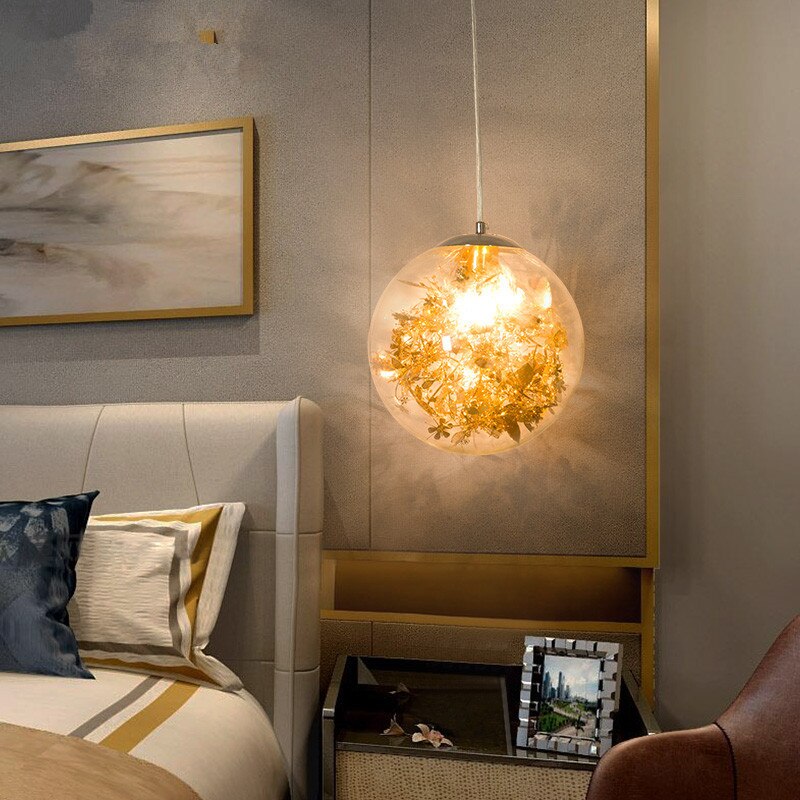 Suspension design LED boule en verre avec feuilles chromées intérieur