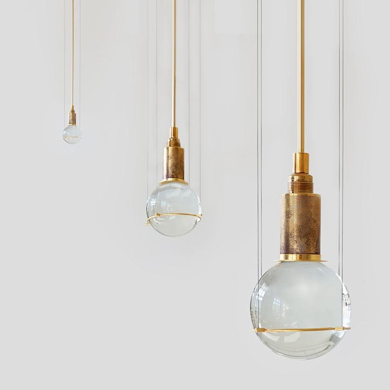 Suspension rétro avec boule en cristal Olivia