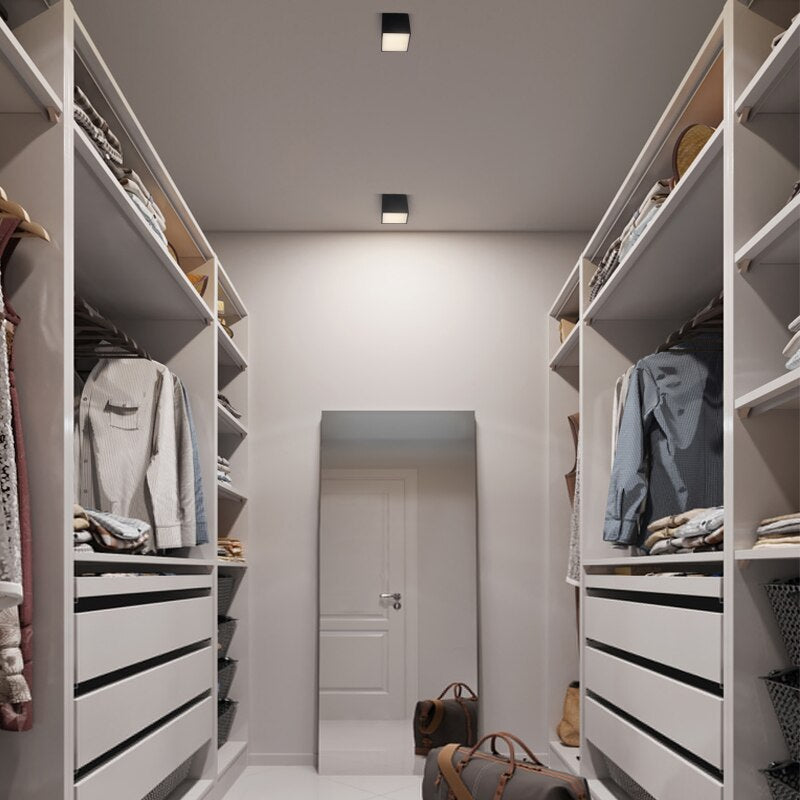 Spot design LED en forme de cube en aluminium Beal