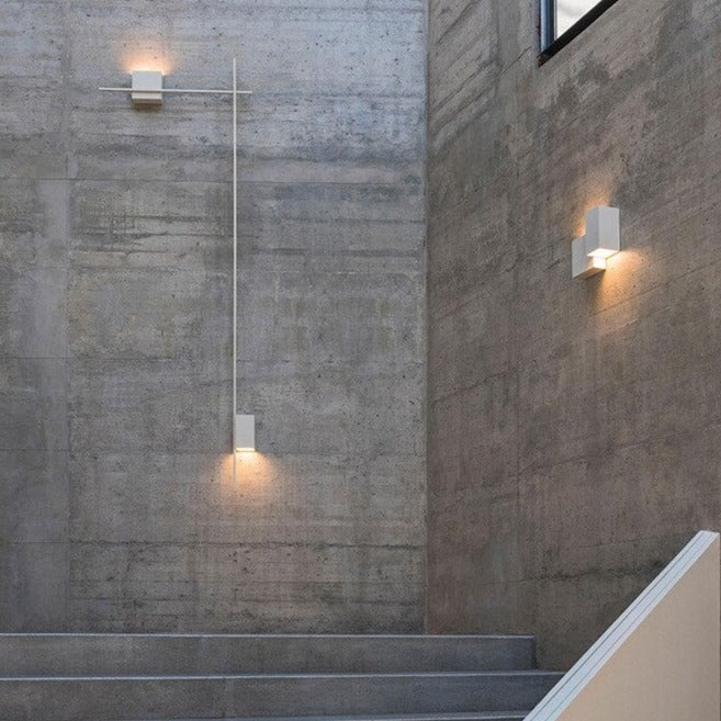 Applique murale design LED carré ou en L métallique Zia