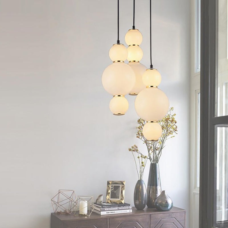 Suspension moderne LED avec perles lumineuses Julene