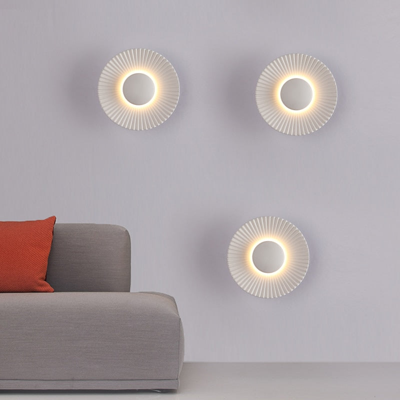 Applique murale moderne LED forme de soleil métallique Hasna