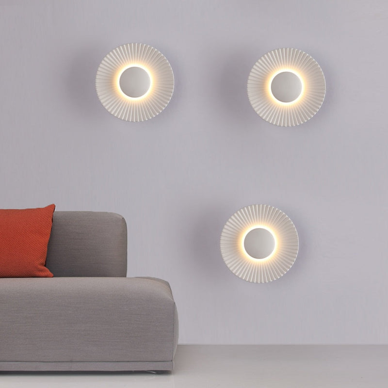 Applique murale moderne LED forme de soleil métallique Hasna