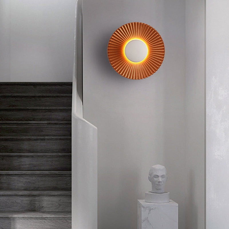 Applique murale moderne LED forme de soleil métallique Hasna