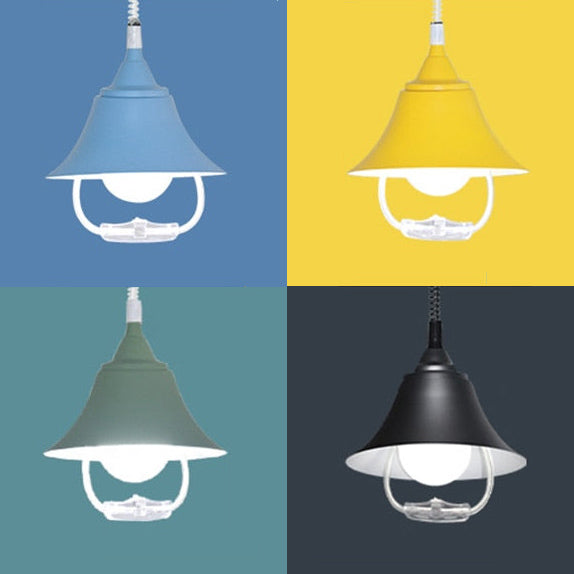 Suspension industrielle abat-jour conique arrondi et coloré Chione