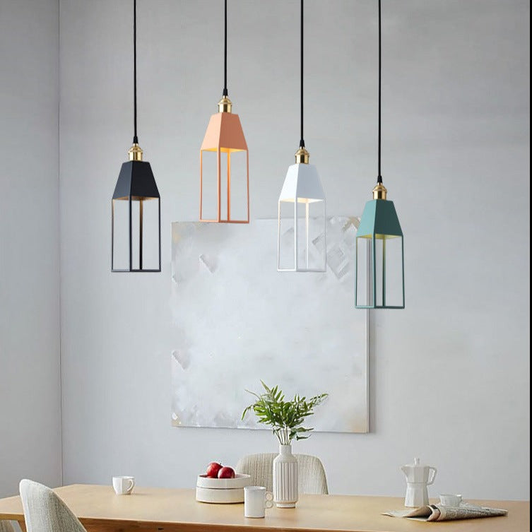 Suspension design en métal coloré Colemann