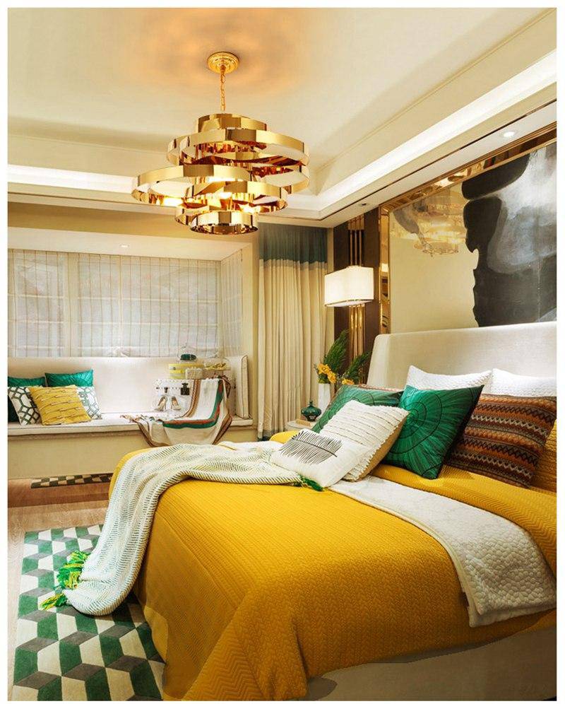 Lustre design anneaux doré à LED Tornado