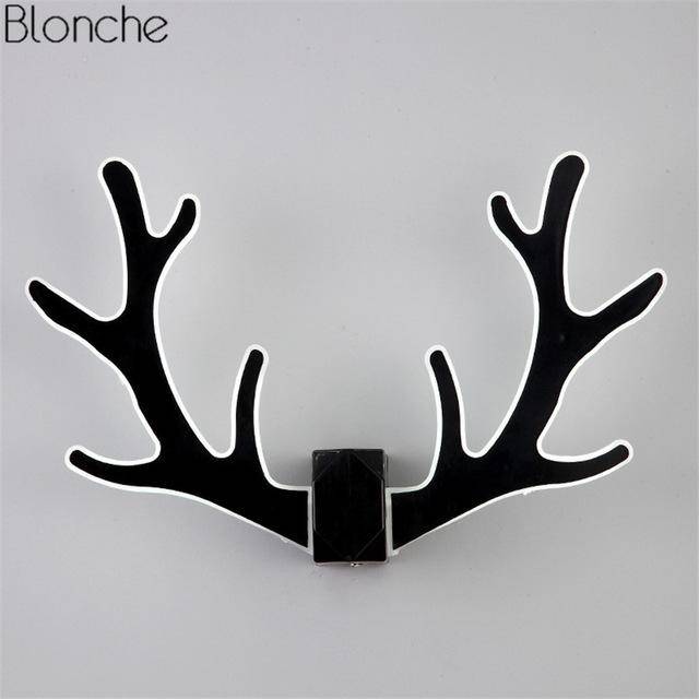Applique murale LED en forme de corne cerf colorée