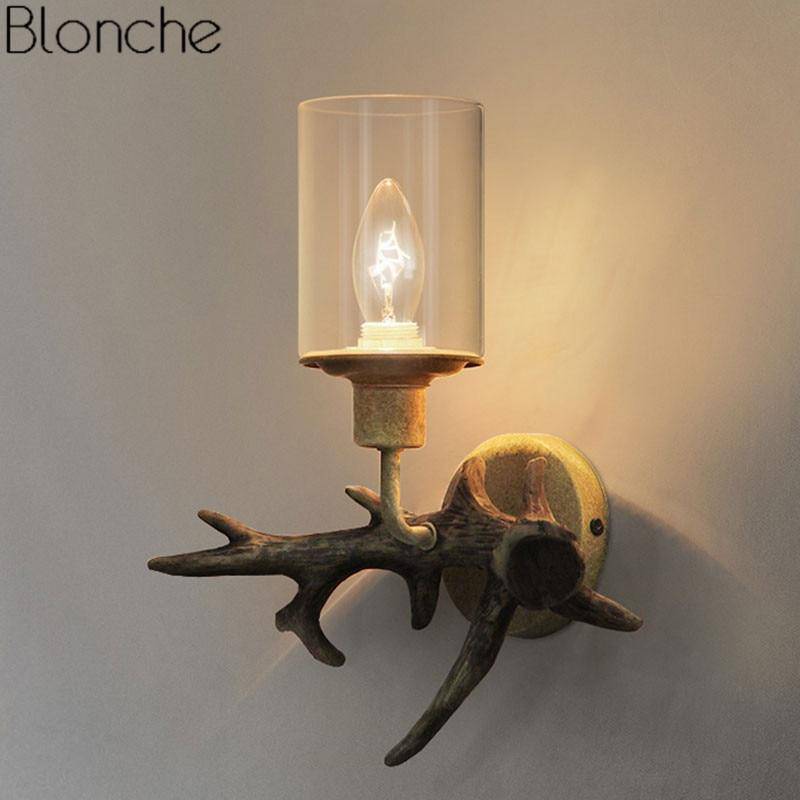 Applique murale LED cornes de cerf en bois et abat-jour en verre
