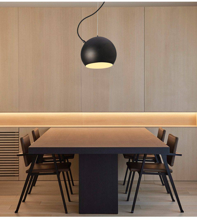 Suspension en boule design noire Solid