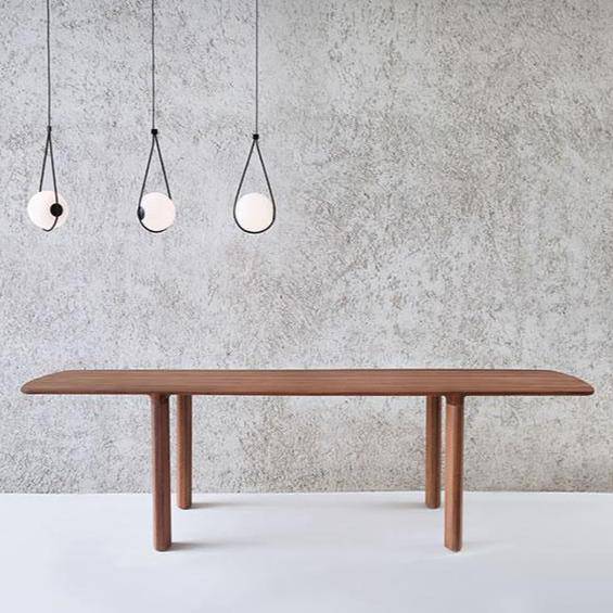 Suspension design boule accrochée Designer