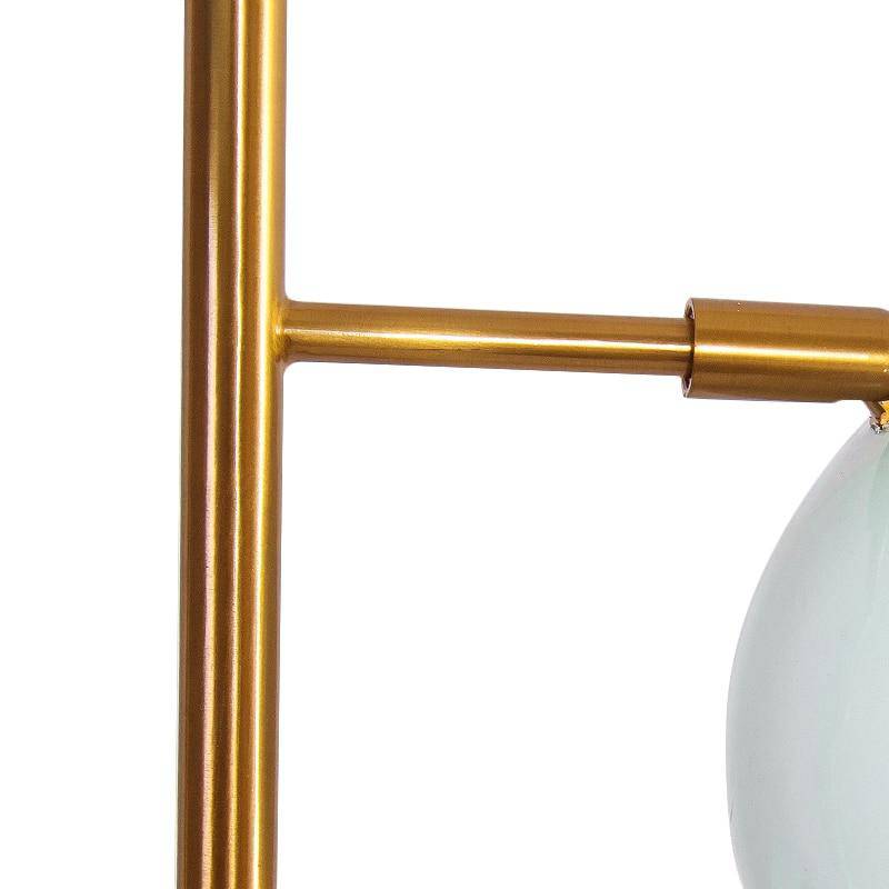 Lampadaire LED doré avec trois lampes turquoises