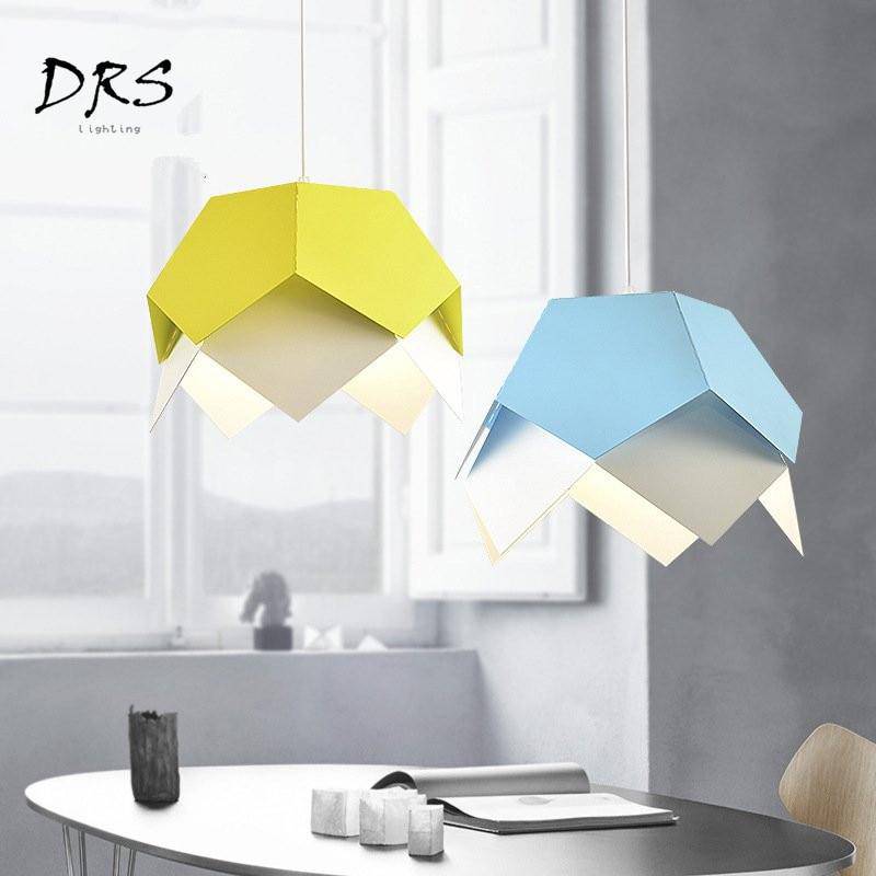 Suspension géométrique de couleur Leisure