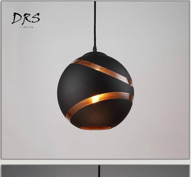 Suspension design boule découpée Creation