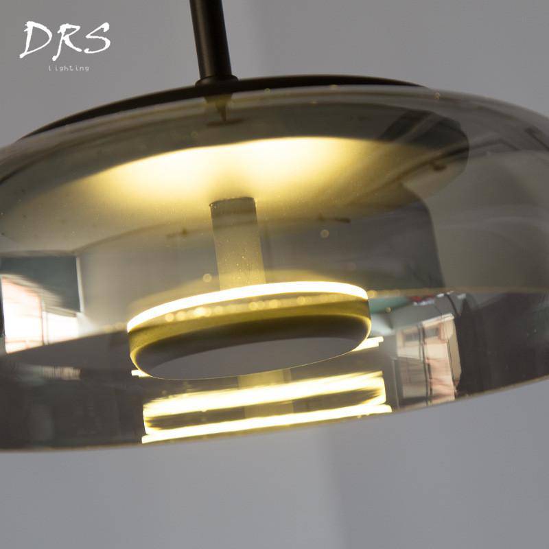 Suspension design à LED en verre arrondi Steel