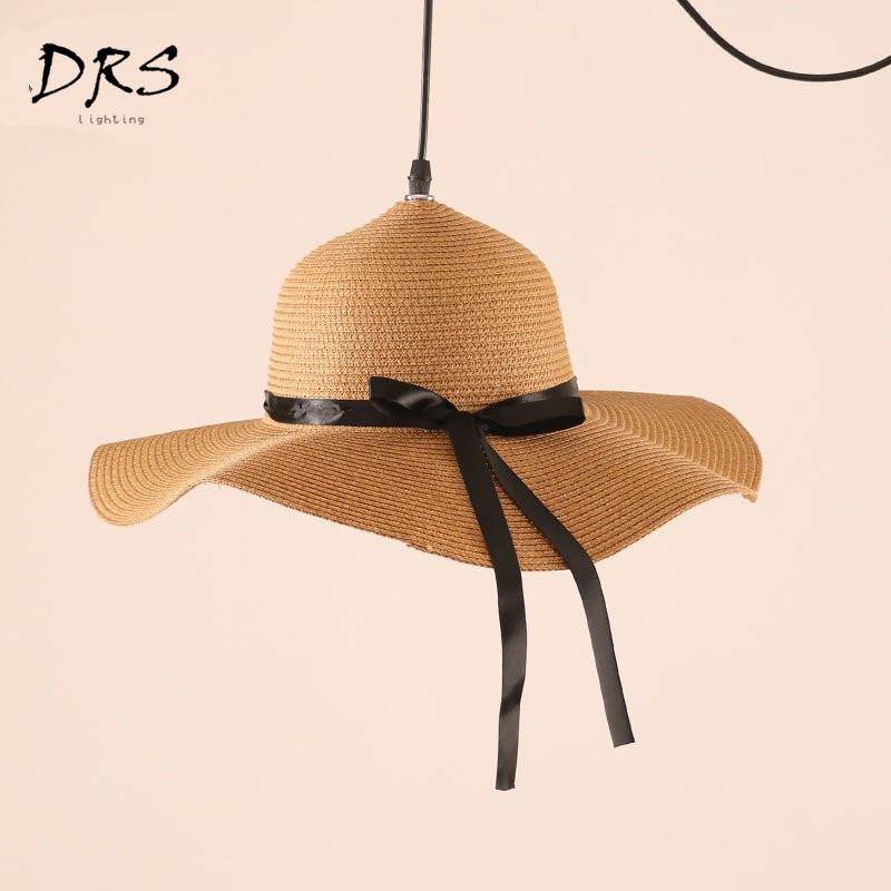 Suspension en forme de chapeau de paille Straw