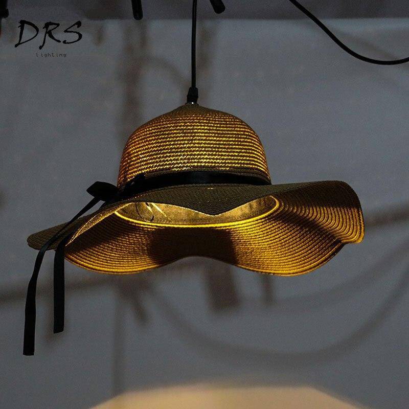 Suspension en forme de chapeau de paille Straw