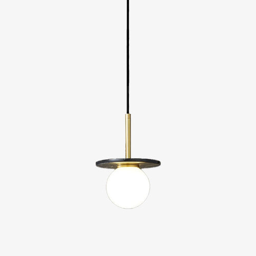 Suspension design avec abat-jour plat en marbre Gianna