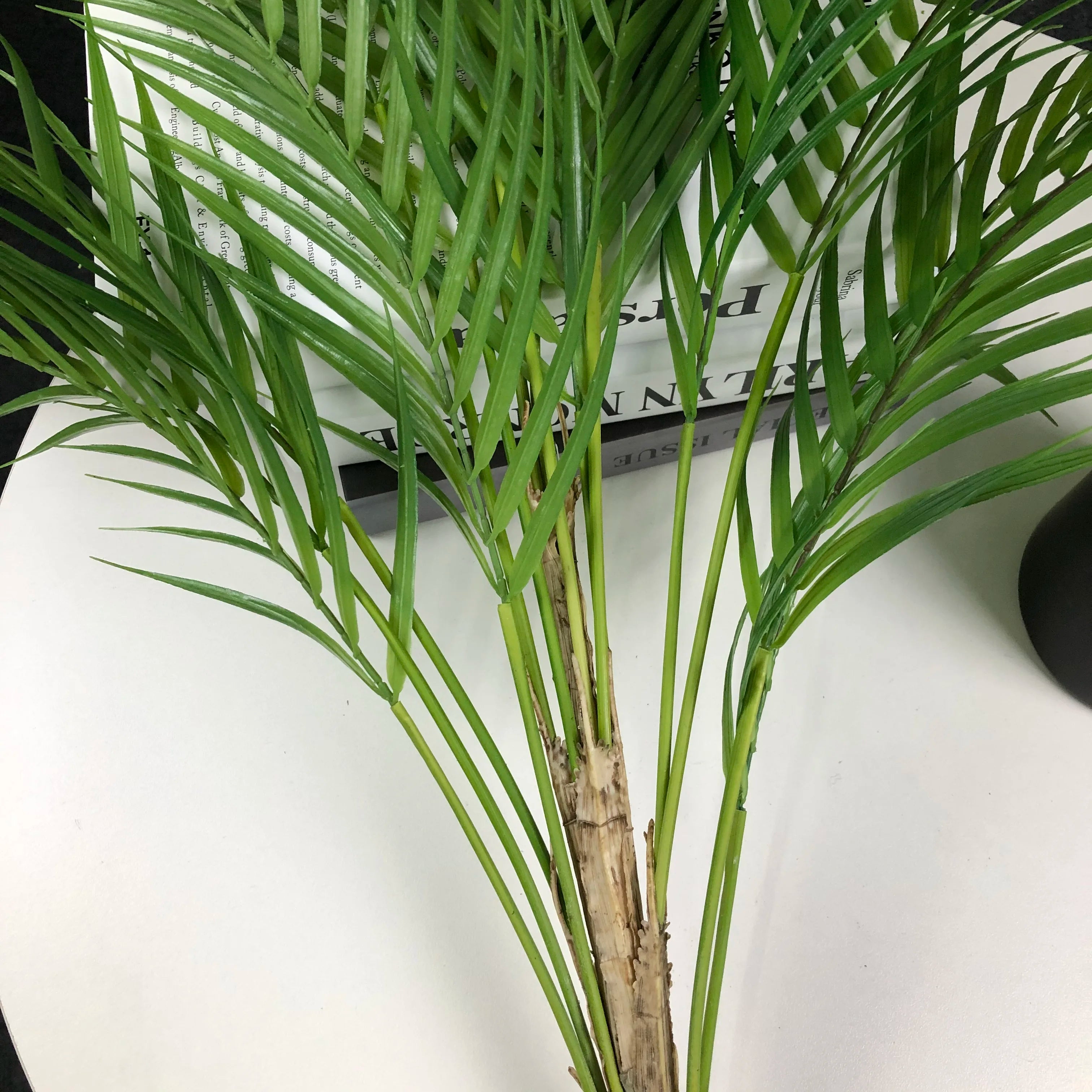 bouquet de palmiers artificiels pour décoration hawaïenne festive - vue 5 sur 12