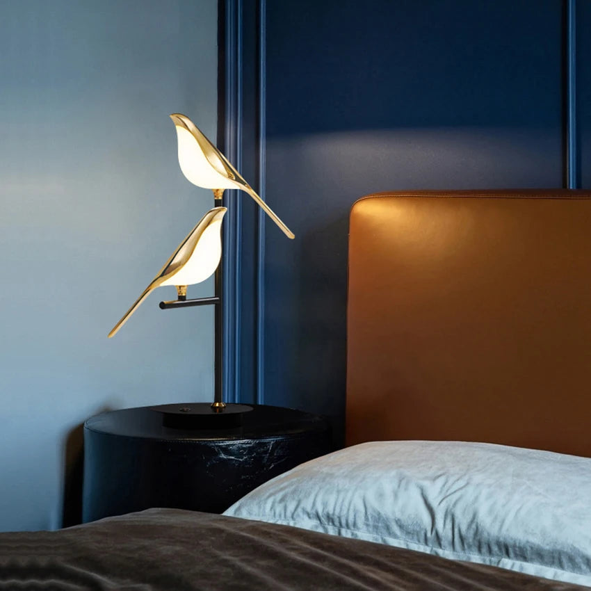 design lampe de table LED placage postmoderne or oiseau alliage acrylique lampe de bureau pour chambre étude salle salon lampadaire - vue 7 sur 10