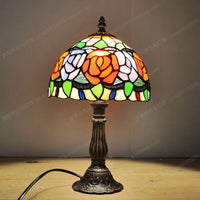 lampe à poser en verre style tiffany avec fleurs décoratives
