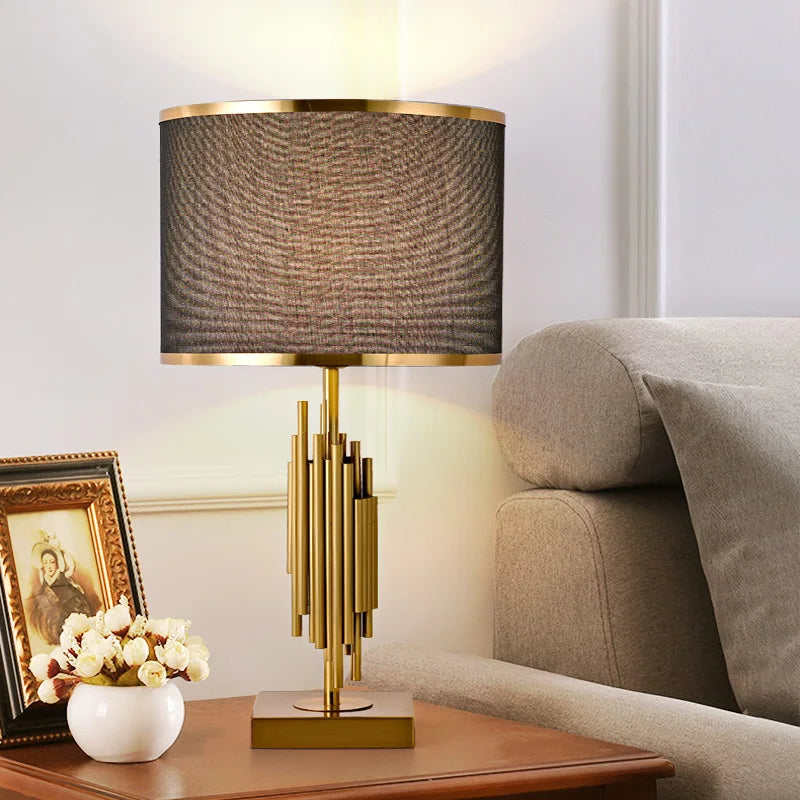Postmodern Nordic minimalist luxury table lamp - vue 5 sur 12