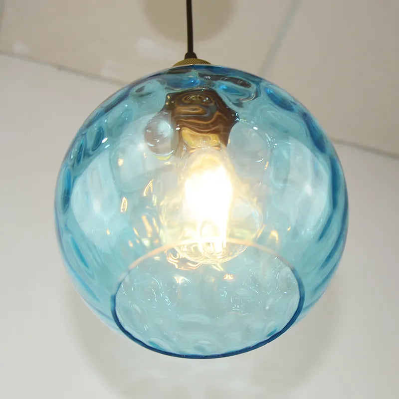Suspension LED en forme de boule de verre au design moderne - vue 3 sur 9