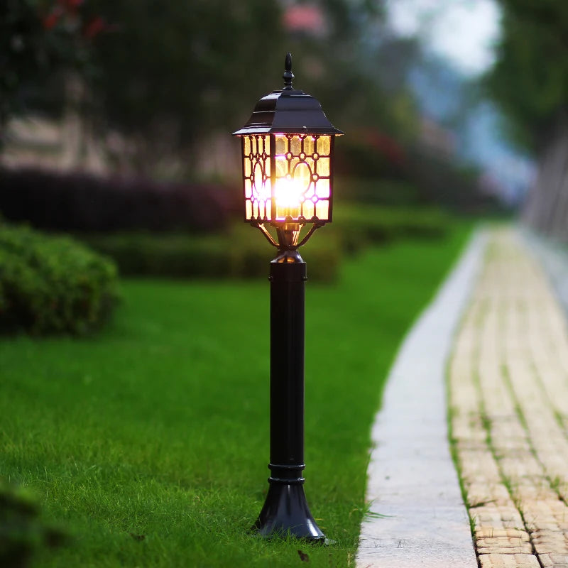 Waterproof outdoor lamp for garden, park and pathway - vue 2 sur 8