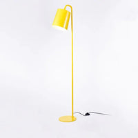 lampadaire décoratif design nordique pour un intérieur tendance