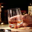 Verres à whisky old fashioned design élégant relief