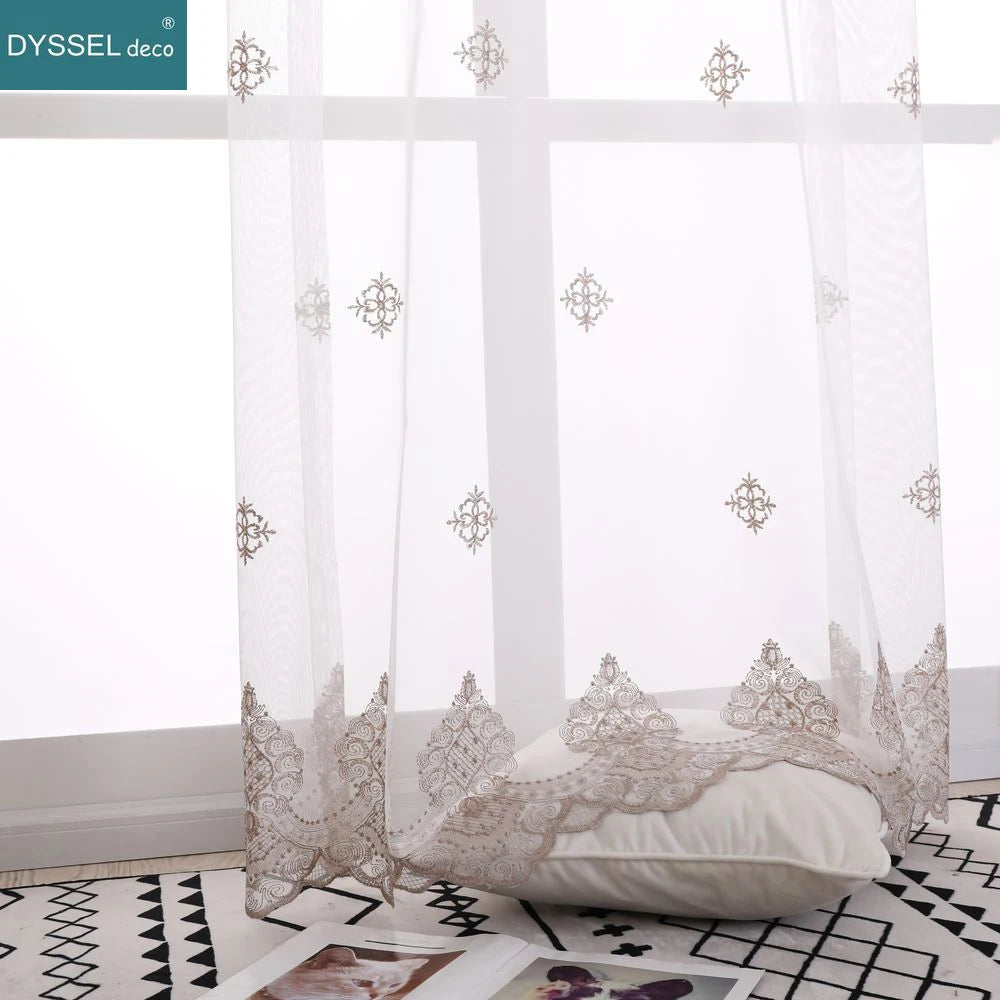 Voilage tulle brodé fleurs bord festonné style européen - vue 5 sur 8