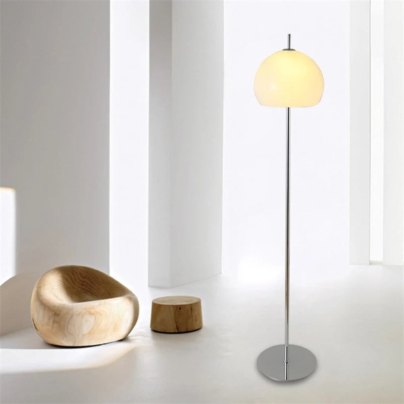lampadaire nordique rétro contemporain avec abat-jour champignon