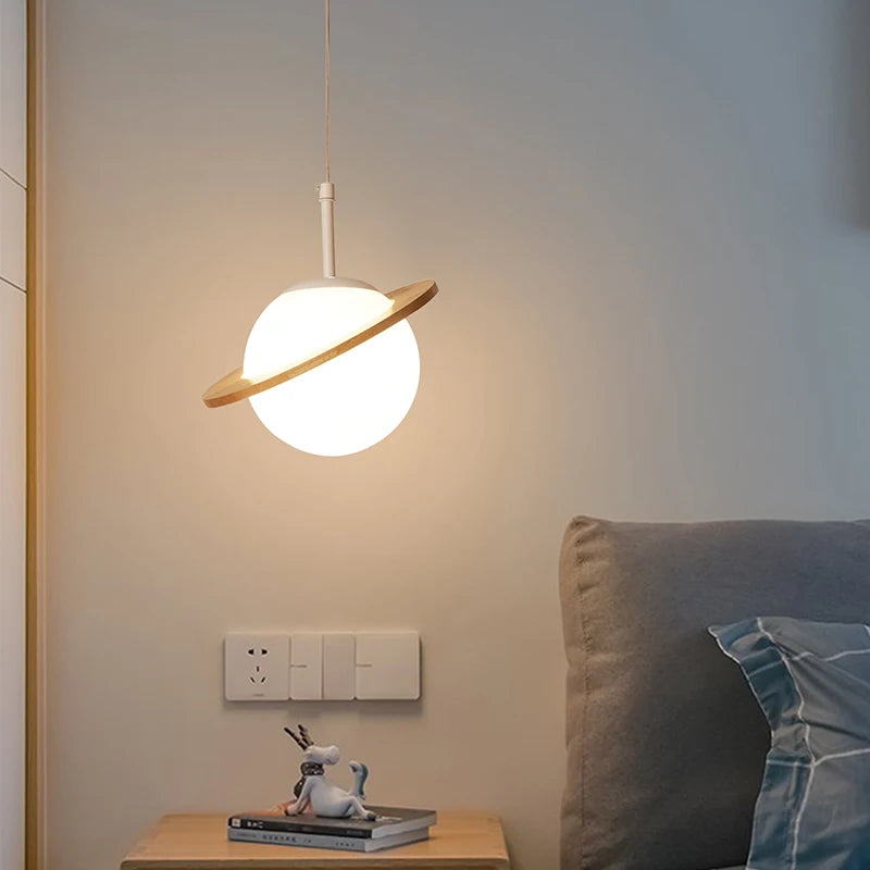 suspension nordique en bois forme planète décorative - vue 5 sur 12