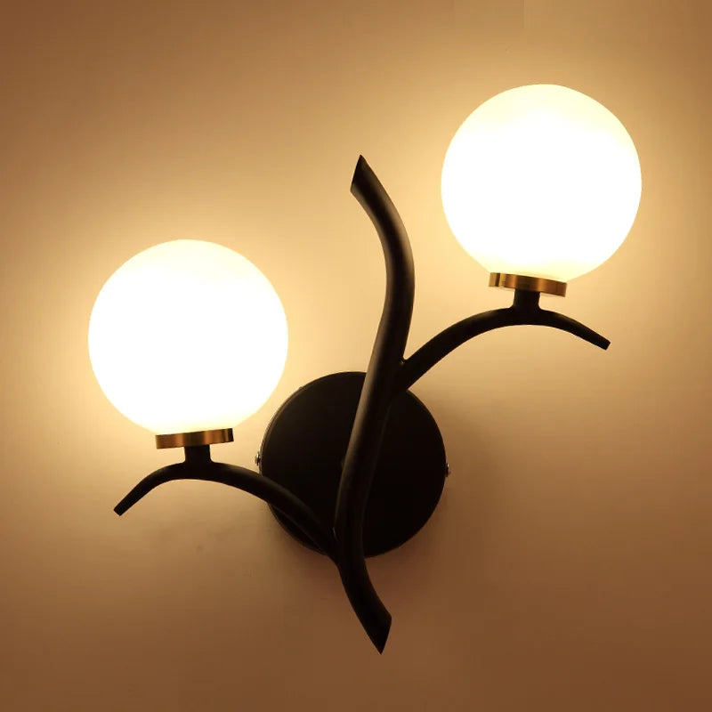 Applique murale led en métal nordique boule de verre dorée postmoderne loft café