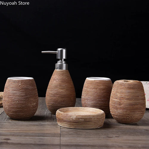 bouteille en céramique décorative pour salle de bain cinq pièces - vue 3 sur 9