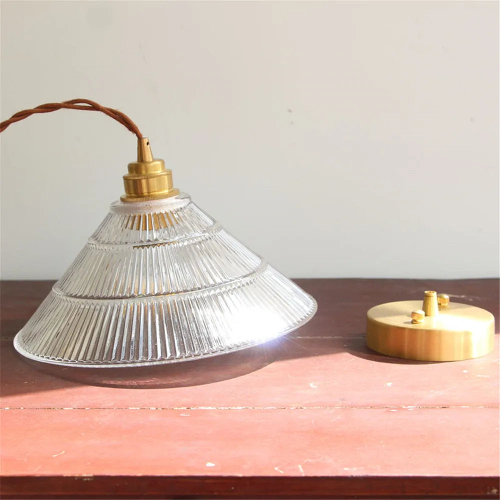 suspension luminaire led en verre et laiton style loft moderne - vue 6 sur 6