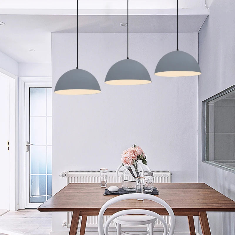 Suspension minimaliste nordique demi-cercle pour bar restaurant