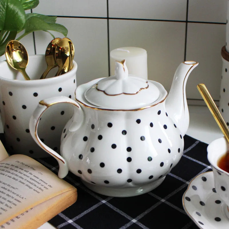 Service a the anglais porcelaine motifs peints main - vue 2 sur 6