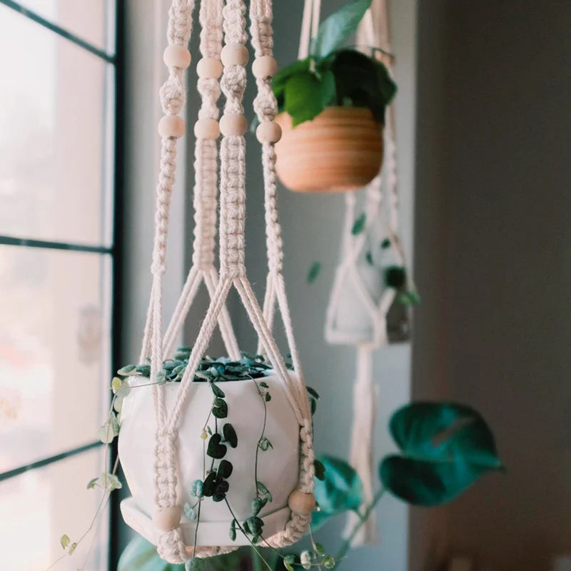 paniers suspendus en macramé pour plantes et décoration - vue 4 sur 19