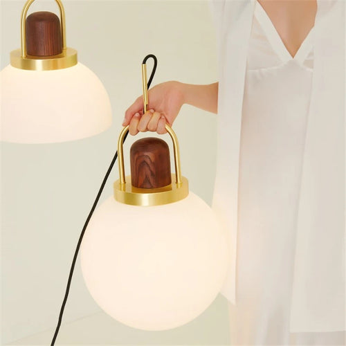 Nordic glass pendant light in minimalist style for modern interiors - vue 3 sur 10