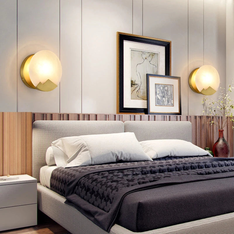 Minimalist marble LED wall light for elegant interiors - vue 4 sur 7