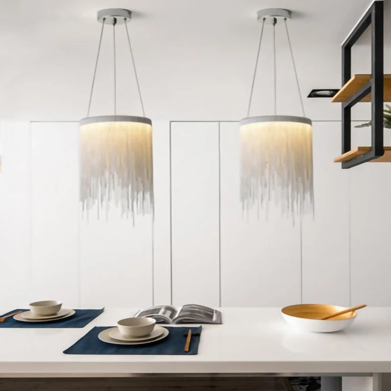 lustre moderne en aluminium avec pampilles rondes et éclairage led - vue 3 sur 7
