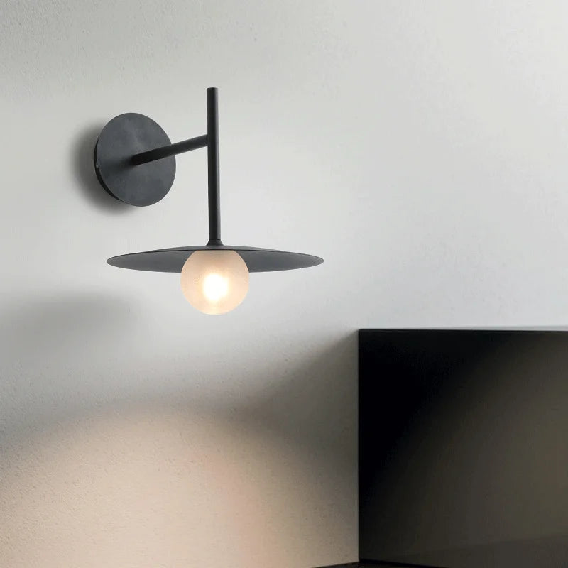 applique murale nordique design soucoupe volante éclairage décoratif moderne - vue 3 sur 9