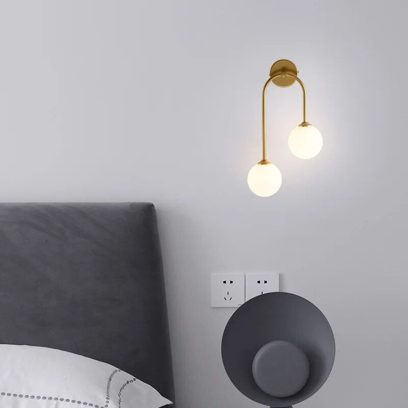 Applique murale LED moderne en verre laiteux