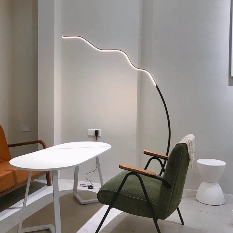 Lampadaire ondulé LED à télécommande - vue 6 sur 8